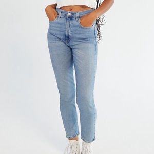 BDG girlfriend high-rise cropped jeans
